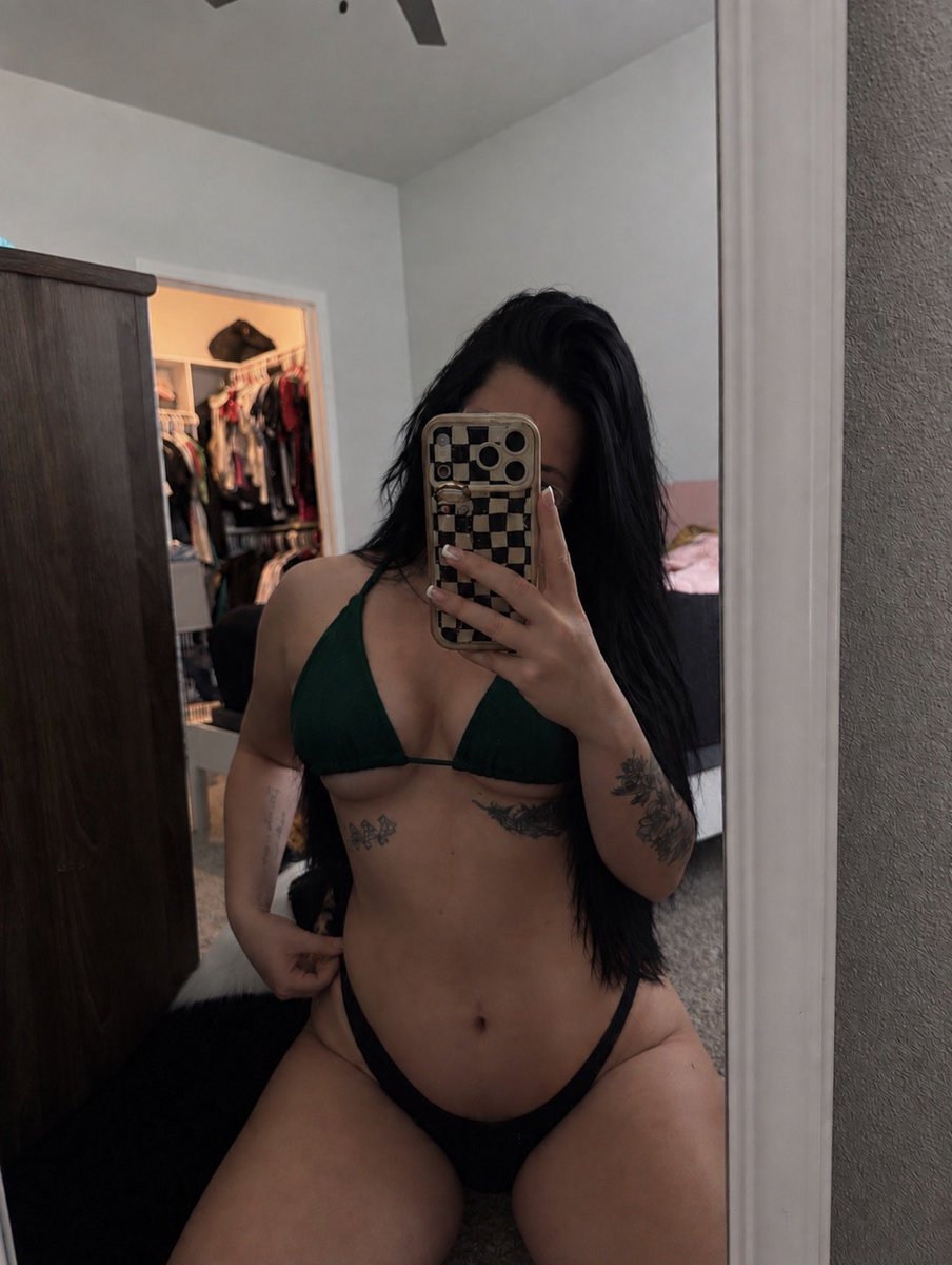 bbbabe_xo's tweet photo. Can I make your day better? 😍 #OF #Pawg #sellingcontent #thickgirls https://t.co/RsGMjUcXjj