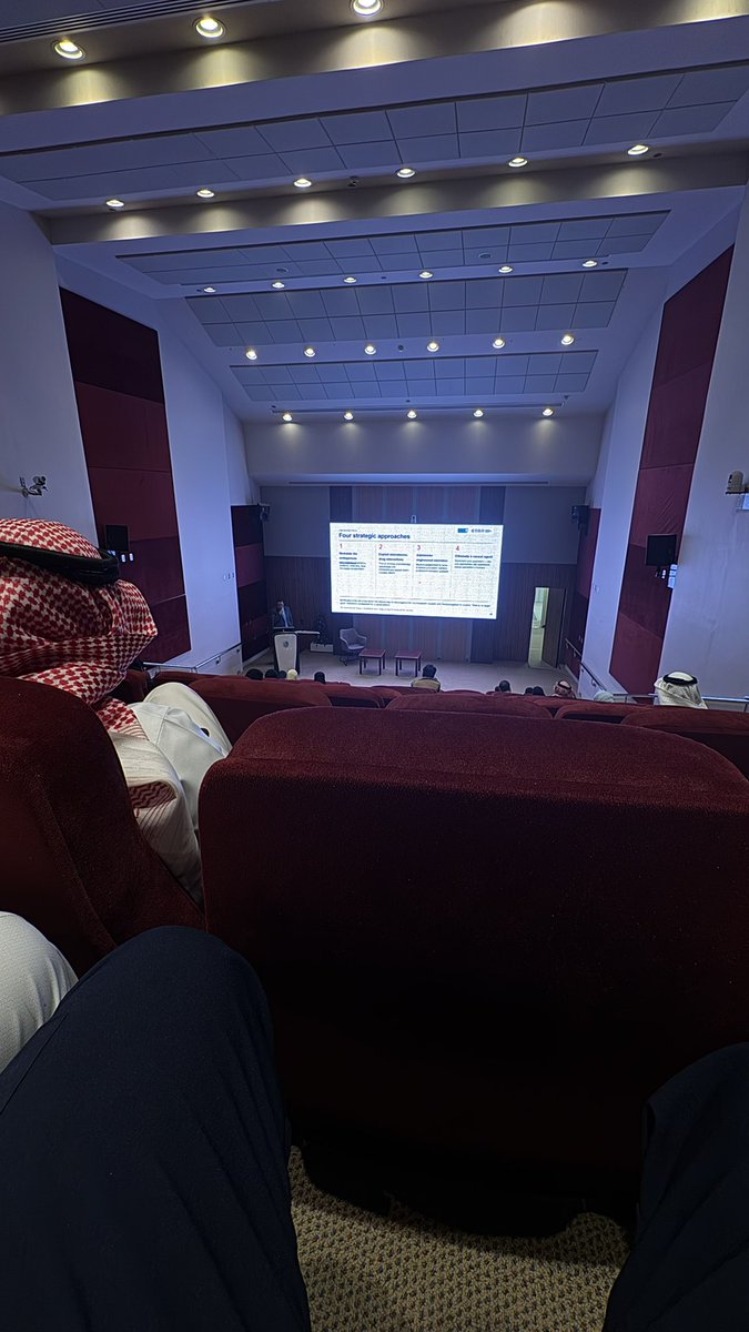 2slv_0's tweet photo. يوم طويل جداً لكن ممتع ومُثري https://t.co/GHsKqUpADI
