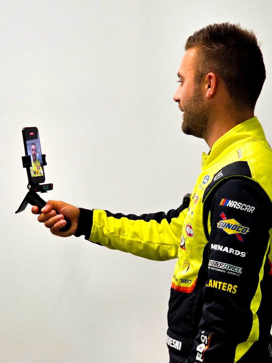 ThorSportRacing's tweet photo. Media Day ✔️

Next stop: Bristol

#ThorSportRacing #FordRacing #NASCAR https://t.co/bhMmzfsMG5