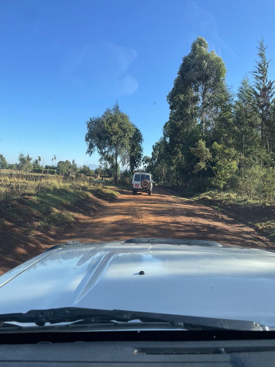 AishaZAbdu's tweet photo. So excited to be back at the Rift Valley for field work! ⛰️#DataCollection #Research https://t.co/vl8TKoDK6g
