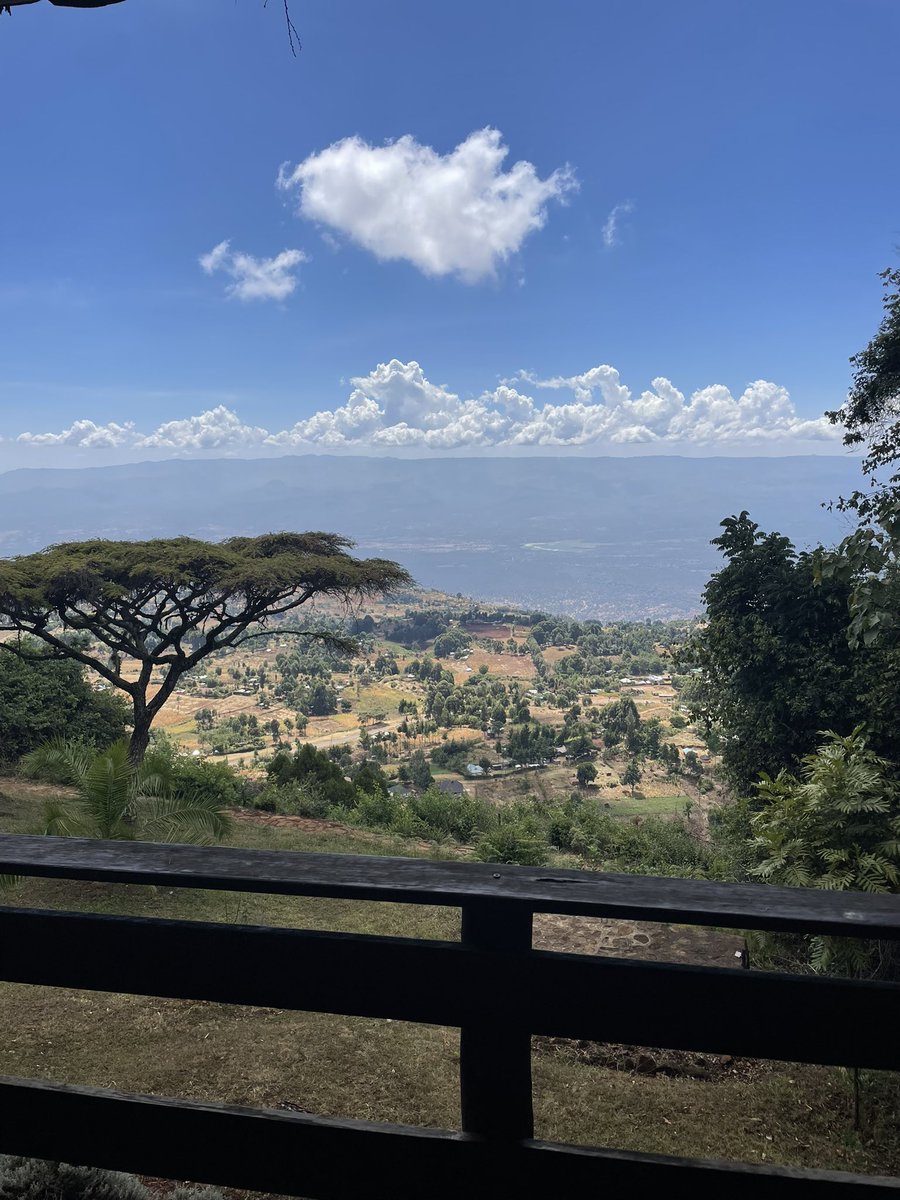 AishaZAbdu's tweet photo. So excited to be back at the Rift Valley for field work! ⛰️#DataCollection #Research https://t.co/vl8TKoDK6g