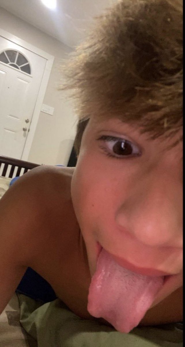 Pnsoxg's tweet photo. Previews https://t.co/6WUGYTVhOI me for his hot file on telegram 👉 https://t.co/yTkX1suPz9 https://t.co/XWGyAiX7dP
