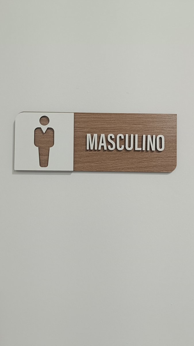 fincheron's tweet photo. acho super "engraçado" que os lugares de inclusão nunca são novos lugares, mas sempre lugares anteriormente femininos https://t.co/BHcytCLYBC