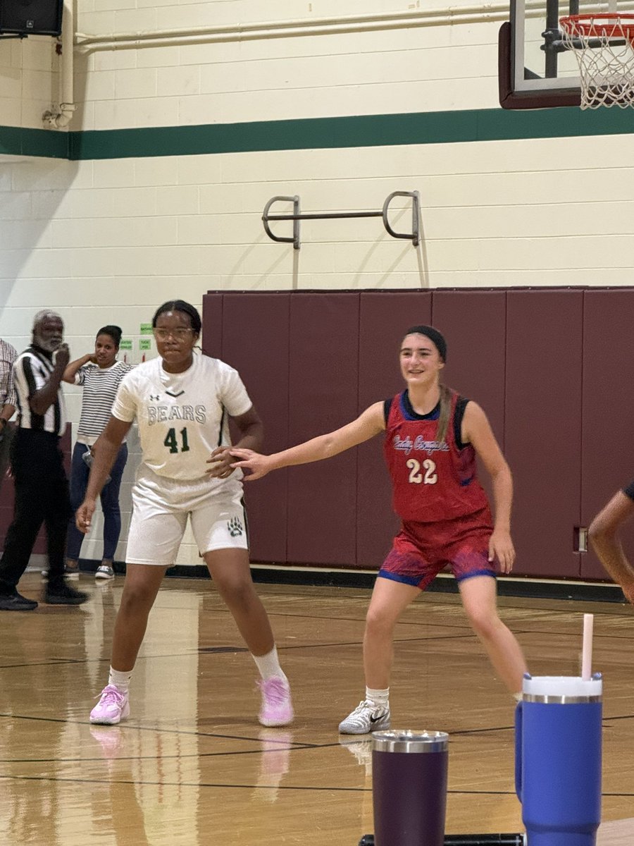 Lynnox25's tweet photo. First basketball game for my middle school today! #BBMS #StudentAthlete #MultiSportAthlete https://t.co/Qm2dbwkS8M