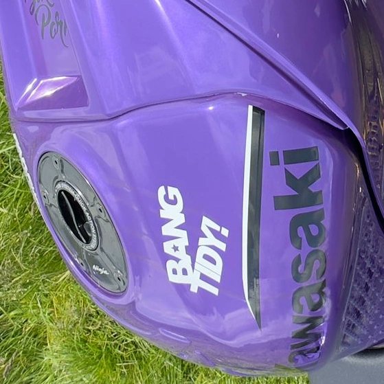 MagdaParmawk5h's tweet photo. Custom full decals for Kawasaki ZX10R
@eidryyn_ https://t.co/QUWo5pqFAn