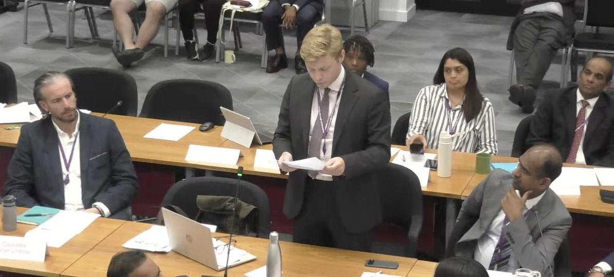 ConservativeLBH's tweet photo. 🗣️ @linden_grigg  

 "I speak for those who have the greatest need in our Borough, those who we have a duty to protect.'

"They have been let down by our Labour mayor, and this Labour council's failure to build houses in this city. Under Sadiq Khan, London has seen private rents soar to record levels, and we build social housing for people who can't afford it."
