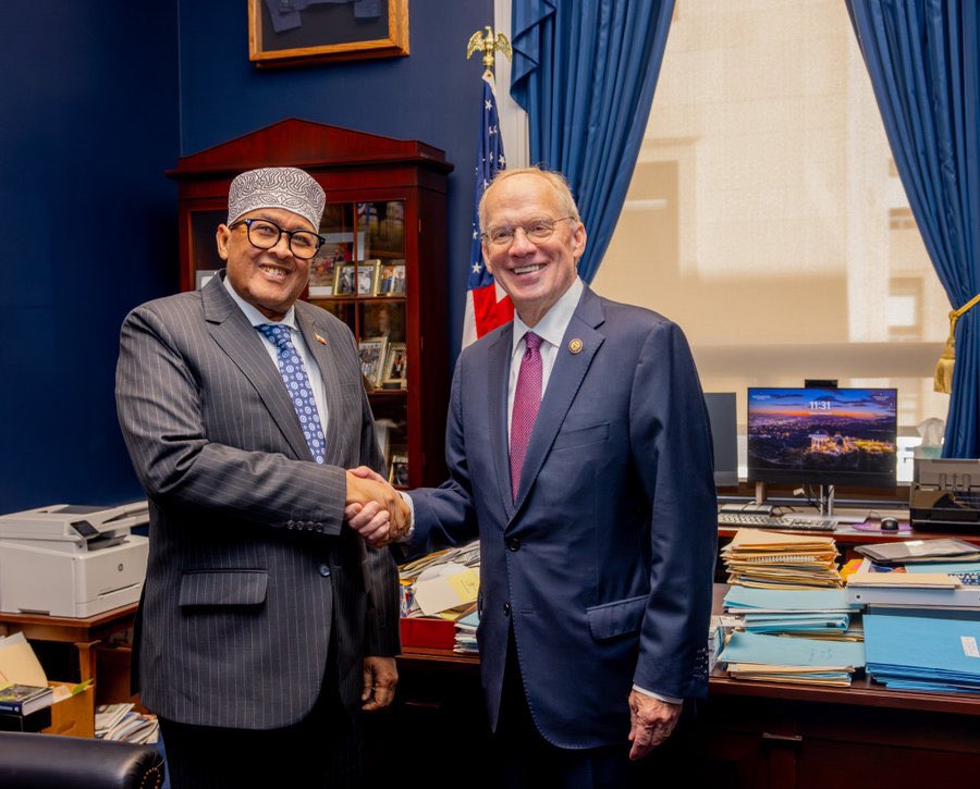 RepJohnRose's tweet photo. It was an honor to welcome Somaliland President Abdirahman Mohamed Abdullahi to my office in Washington today.

The people of Somaliland have worked hard to strengthen their relationship with the U.S. and our allies. It's why I'm proud to lead legislation that supports removing barriers to U.S. financial markets, which is great for both of our nations.