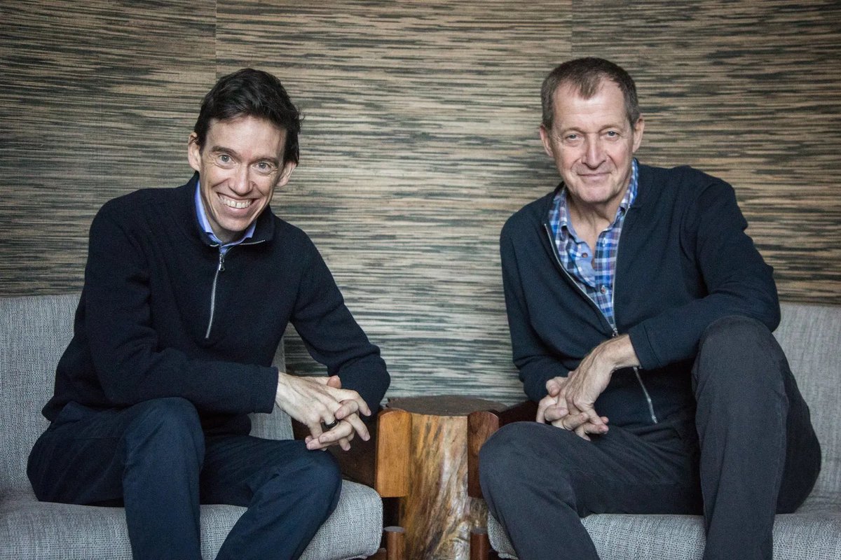 ArchRose90's tweet photo. Hello, I’m Alastair Campbell and I lied to get this country into a war that cost 1000's of lives. 

And I’m Rory Stewart, I believe the Pakistani grooming gangs are an irrelevant problem.

Watch our podcast to understand what views you should hold in order be a good person. https://t.co/E2hUTqFiAK