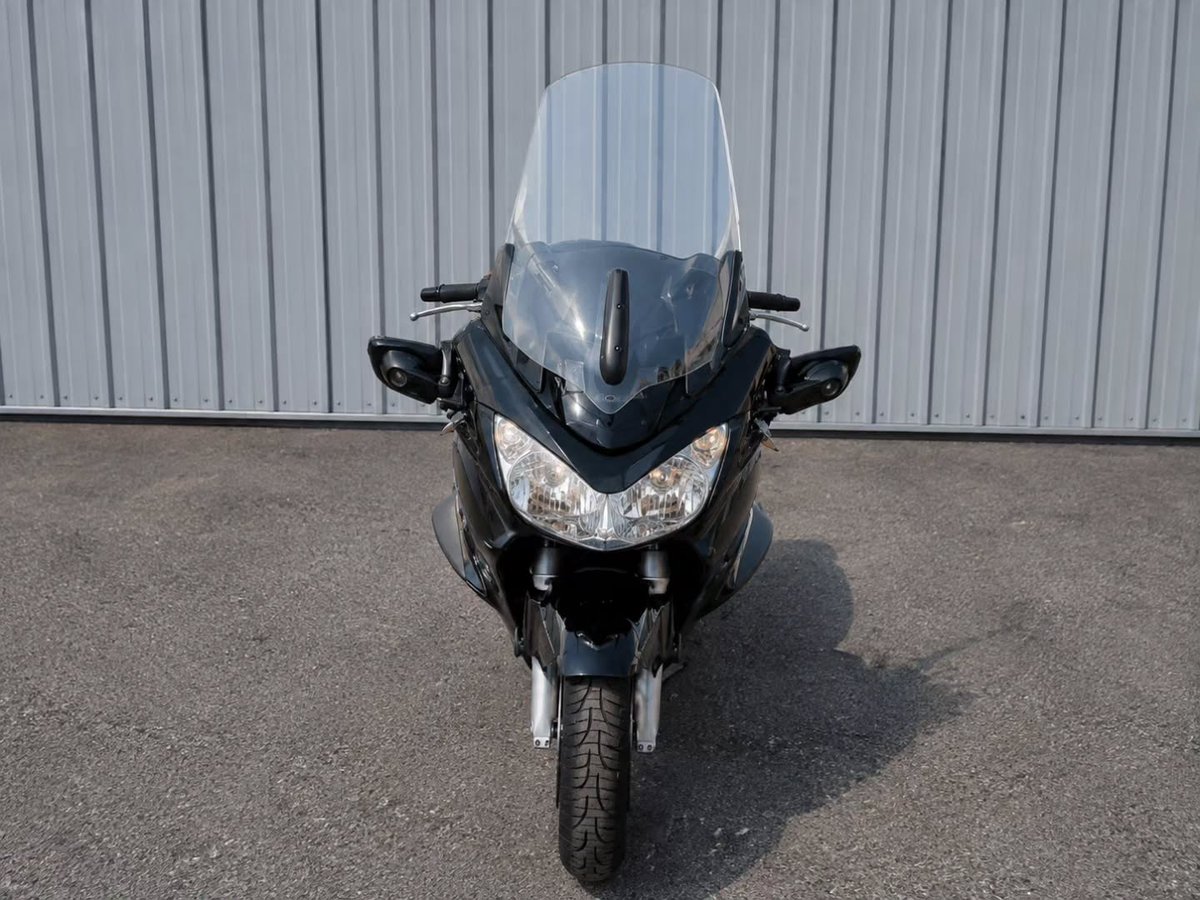 IsabellaRom6l's tweet photo. Honda ST1300A 2012 auction bike — 13 Aug 2026

A comfortable Japanese sport-tourer for long rides. V4 engine, ABS, excellent wind protection, side cases. Year: 2012
Mileage: 11, 342 miles
Engine: V4, 1, 261 cc
Estimated price: approx. $4, 600 https://t.co/7K95g8hxcA