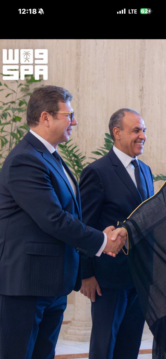 SettingsTip's tweet photo. الاثنين دول جامدين اوي 
اتمني بقيت الوزارات يبقي عندهم ناس بالقوه ديه والله حالنا ينصلح https://t.co/ZElFEaDvuM