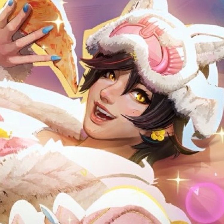 roguewittch's tweet photo. her skins are literally my style vs personality https://t.co/PtXDVGCvaf