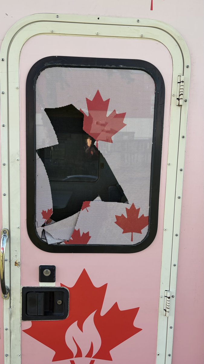 LukaszukAB's tweet photo. Someone tried to silence us last night by damaging our Unity Bus. All they did was prove why our mission to bring people together is so urgent. It’s time to stop this divisive referendum.The glass is repaired, the engine is running, and we'll see you at our next stop Alberta. https://t.co/ejLmA9fKGm