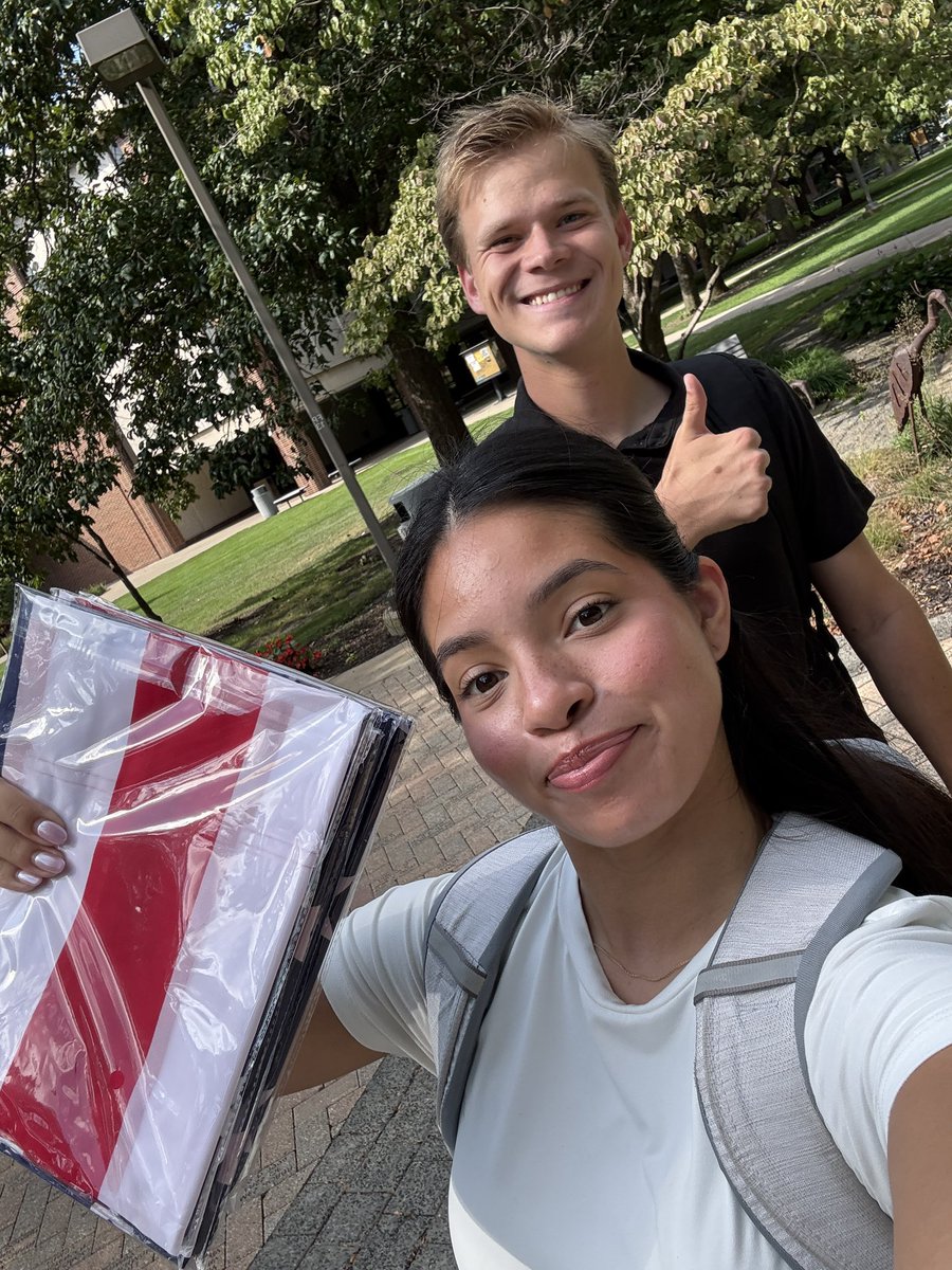 rlesliemendoza's tweet photo. National Voter Registration Day!! 🗳️

Spent the day with @NathanIndiana1 at Purdue University Northwest getting students registered and ready for Election Day! 🇺🇸

@TPUSA | @tpusastudents https://t.co/WKLKX3wqRl