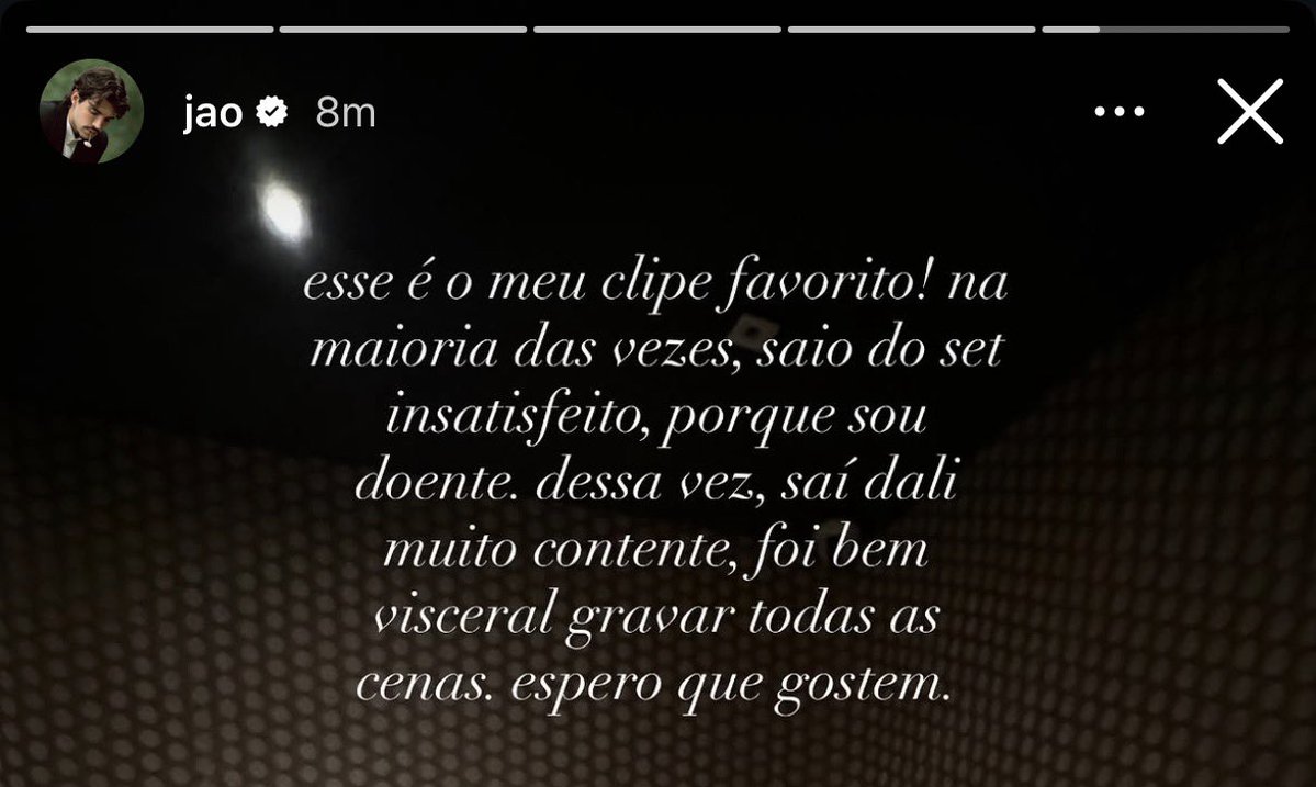 jaothecure's tweet photo. “saio do set insatisfeito, porque sou doente”

KKKKKKKKKKKKKKKK que cara especial https://t.co/XBmYO1IV02