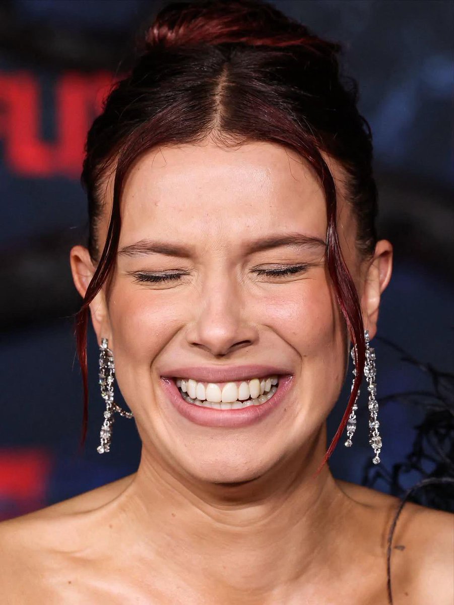gooned4everr's tweet photo. Millie Bobby Brown’s expressive face leaves you no choice but to pull out your cock and pump away 🤤💦 https://t.co/35yMSh8cUl