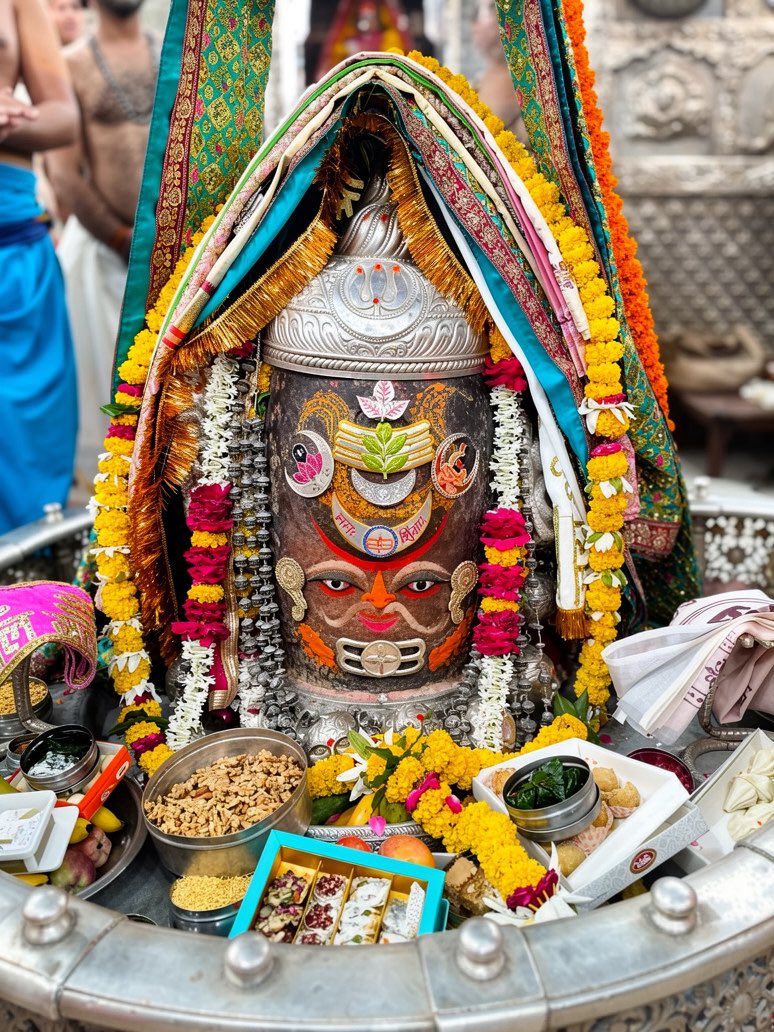 12Jyotirling's tweet photo. श्री महाकालेश्वर भस्म आरती दर्शन | 16.09.2026

Shri Mahakaleshwar Bhasma Aarti Darshan | 16.09.2026 https://t.co/e4vIkDYDHi