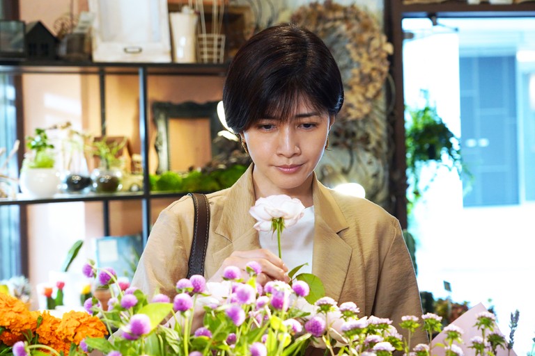 fujitv's tweet photo. ＼＼🌞おはようございます🌞／／
　　＼＼ フジテレビです／／

　.˚⊹⁺‧   重  要  連  絡   ‧⁺ ⊹˚.
今夜𝟏𝟎時『ラストノート』最終回💐
今夜𝟏𝟎時『ラストノート』最終回💐
今夜𝟏𝟎時『ラストノート』最終回💐

この日をずっと楽しみにされていた方、
あるいは最終回の寂しさを感じている方、
みなさん様々な想いを抱えていると思います。

でも、どんな想いをお持ちの方も、
今夜すべきことはただ一つ。

それは･･･

よる𝟏𝟎時、テレビの前に集合することです。