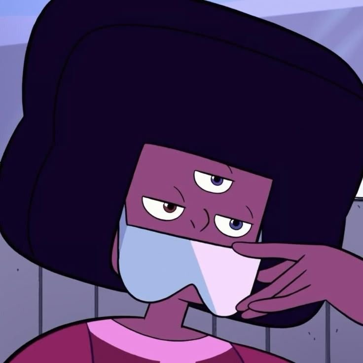 Crystalthxt's tweet photo. 💎||

       So how we feeling with garnet. https://t.co/YED121mL6W