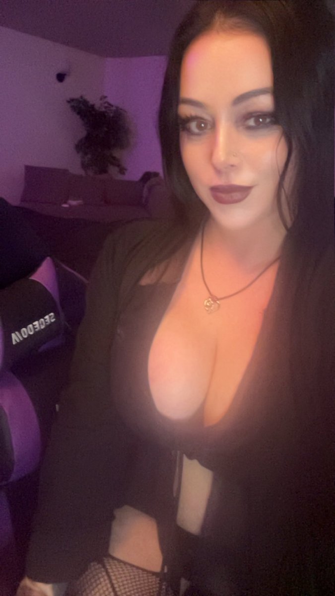 Tacyeannxo's tweet photo. I let him watch once.
He still thanks me in his prayers 😈
#cuck #cuckolding #betacuck #humiliation #darkempress #milfgoddess #femaledomination
#cuckold #femdom #bdsmcommunity #dominatrix #milf https://t.co/ucyuDi6mbW