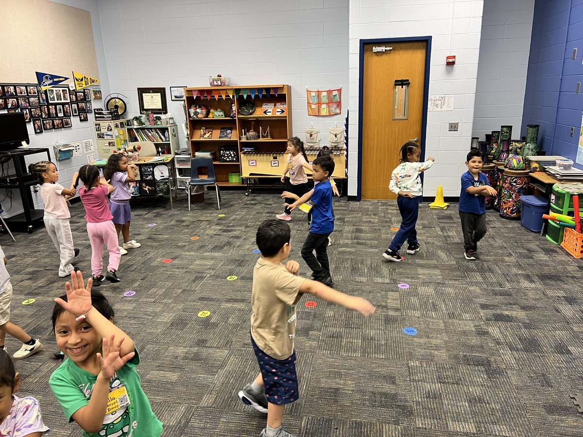 mimosamusic's tweet photo. Kindergarteners are pretending to walk like elephants this week during movement time. We are moving to Elephant from Carnival of the Animals. @koperniak @MimosaManatee @AmandaS_EDU @Sara4fcs @FultonCoSchools https://t.co/4VrSciXdQc
