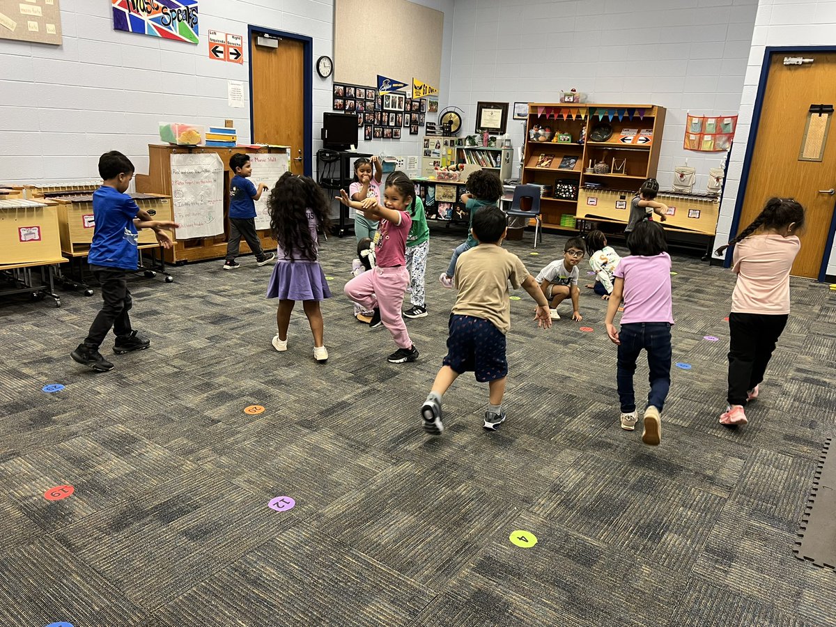 mimosamusic's tweet photo. Kindergarteners are pretending to walk like elephants this week during movement time. We are moving to Elephant from Carnival of the Animals. @koperniak @MimosaManatee @AmandaS_EDU @Sara4fcs @FultonCoSchools https://t.co/4VrSciXdQc