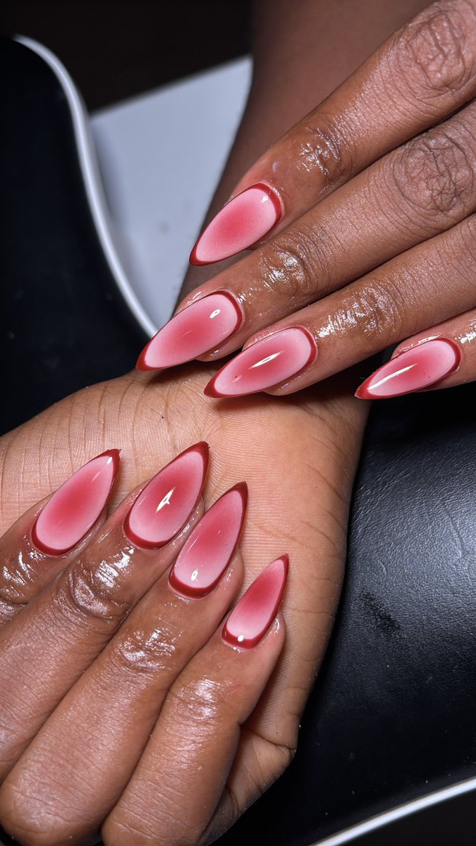gbolahan_ffs's tweet photo. If you need to get your nails done this clean, book me📌

Please retweet 🙏🏾 https://t.co/k5Mvl3CquO