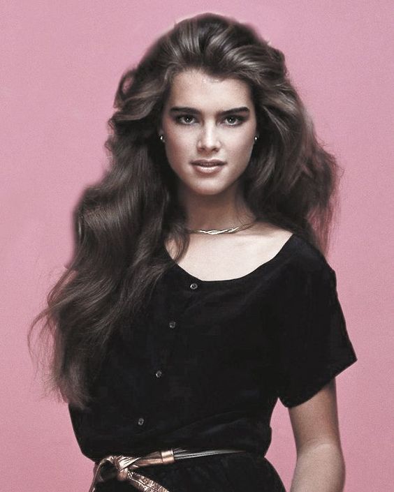 peterkidder's tweet photo. Brooke Shields https://t.co/gTkZcLNRLp
