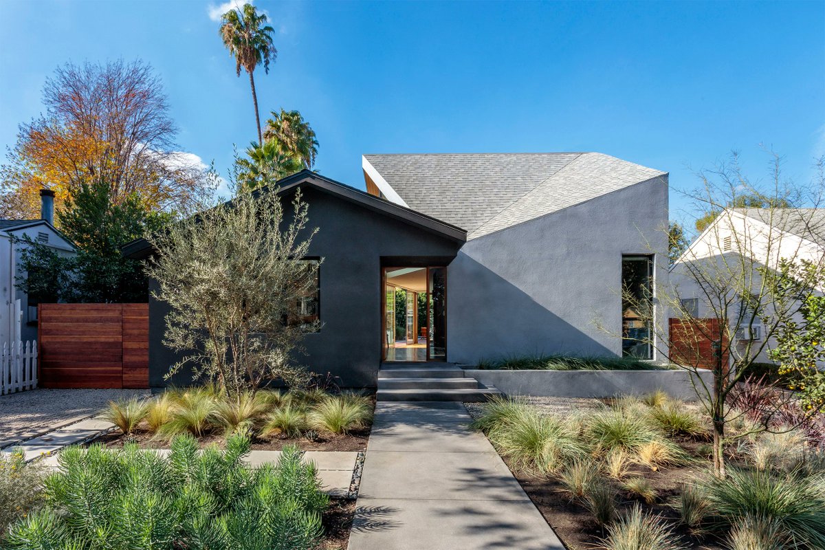 archinect's tweet photo. Studio Snapshot is back with a look at the work of award-winning, LA-based practice Now Here, led by architect, educator, and writer Katy Barkan. #StudioSnapshot

https://t.co/mfUaJwqYVx https://t.co/sGVRCyp3gE