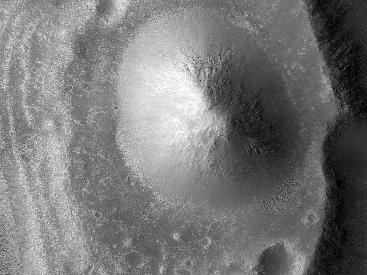 HiRISE tweet picture