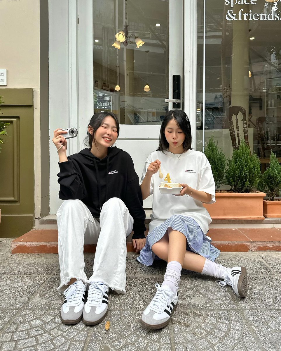 frank_bol's tweet photo. 君の笑顔を見ると、つい時間を忘れちゃうんだよね。ふとそんなことを考えた。 💧🚀
jpNb https://t.co/uc31P7kmTX