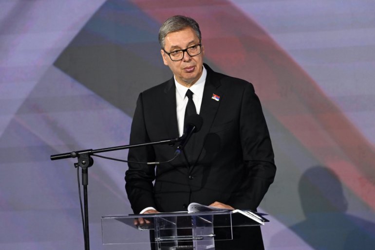tvmacva's tweet photo. Председник Србије Александар Вучић уручио је 55 одликовања појединцима и институцијама у Палати Србија поводом Дана српског јединства, слободе и националне заставе. #vucic #odlikovanja #srbija #praznik #danizastave https://t.co/vzJ80Kayio https://t.co/0w0GyobH2j