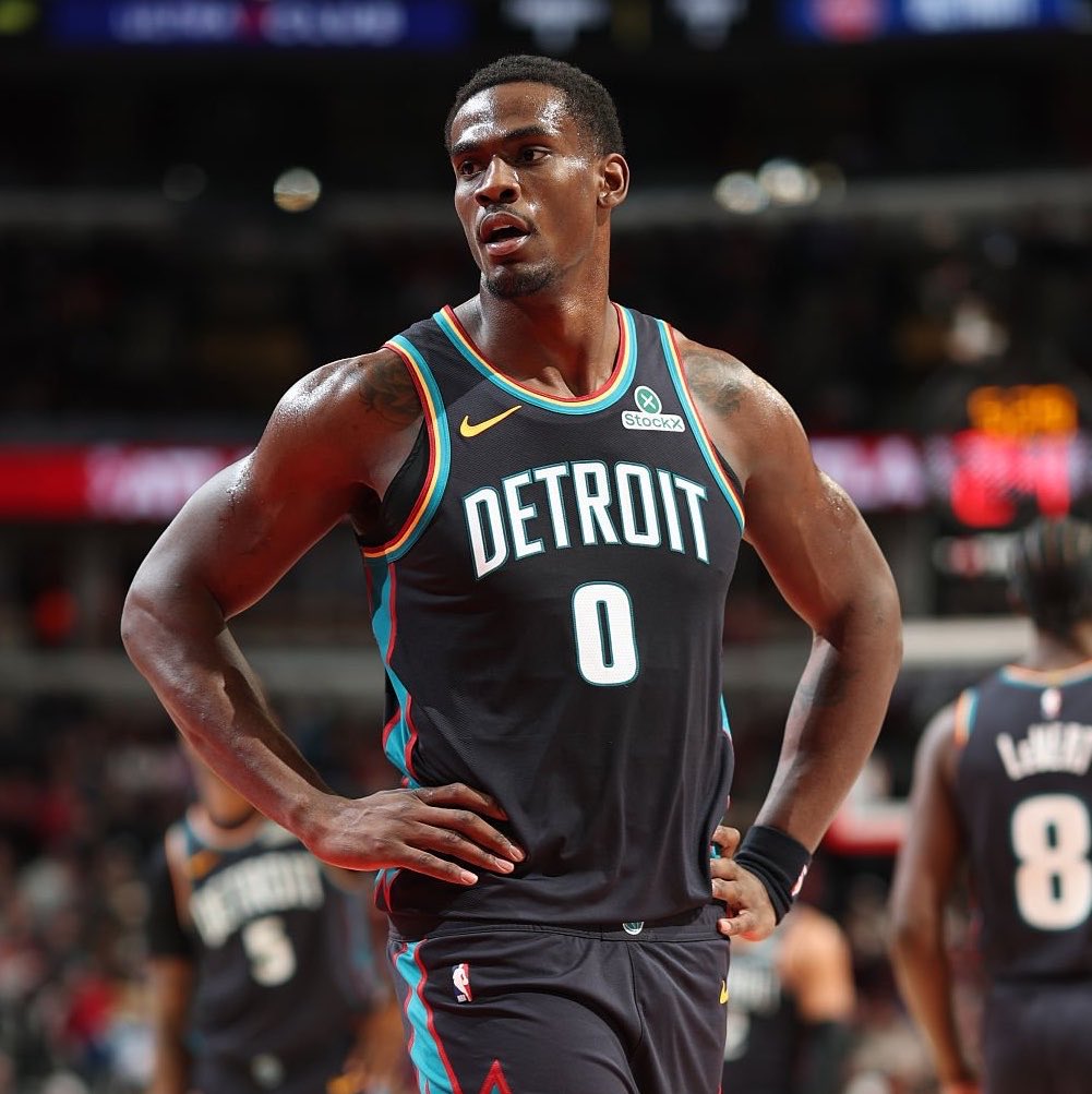 APH00PS's tweet photo. Jalen Duren feels “emboldened” to take the $9.6 million qualifying offer with the knowledge that the Sacramento Kings are willing to offer him a max deal next offseason, per @JakeLFischer on Bleacher Report.

(via https://t.co/ViTAZDzKm3) https://t.co/JW2KW1tmFq