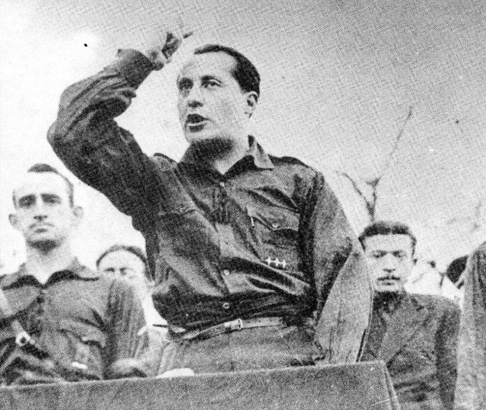 JuancaGOtero1's tweet photo. "Repudiamos el sistema capitalista que sé desentiende de las necesidades populares; deshumaniza la propiedad privada, y aglomera a los trabajadores en masas uniformes propicias a la miseria y a la desesperación...."
José Antonio https://t.co/lfDGnVKfEi