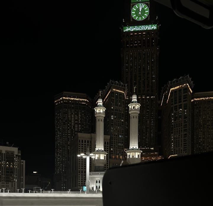writtnbysh's tweet photo. { رَبِّ اجْعَلْ هَذَا الْبَلَدَ آمِنَا )

اللهم احفظ #المملكة_العربية_السعودية و قيادتنا ومقدساتنا ، وادم عليها أمنها و أمانها 🇸🇦 https://t.co/JVYTbZuP2K