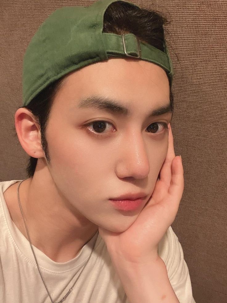 Shipdom359's tweet photo. @DRIPPIN D-7 🐻❤️🪖🫡

JUST ONE WEEK!
Seeing our leader and Sergeant 🫣 Yunseong felt like an eternity at first, but now we're almost back! 😭🩷

Manifesting this group comeback!

#황윤성 #HwangYunseong #DRIPPIN #드리핀 https://t.co/0ruNaJTm5G