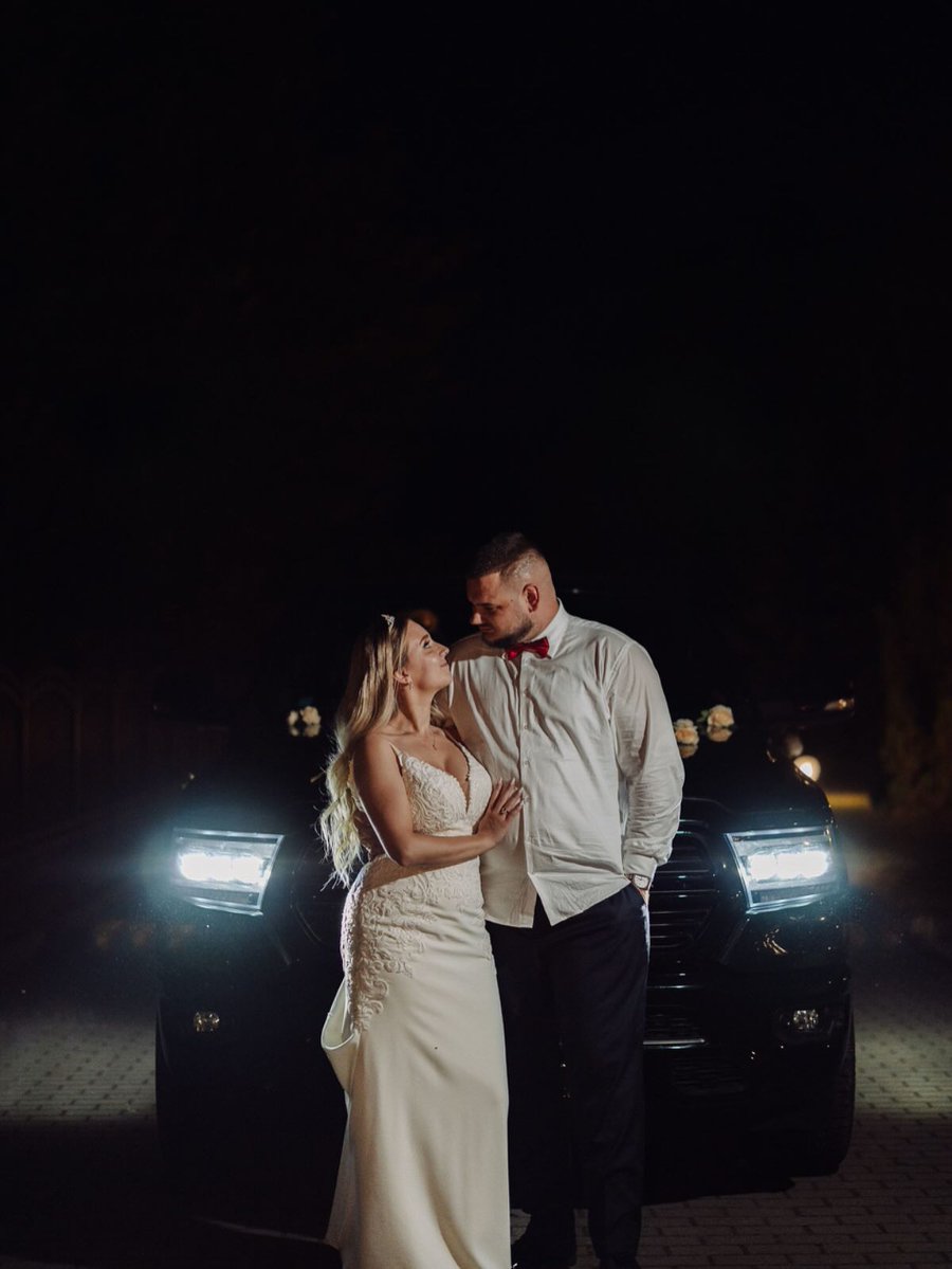 KassandraLkc's tweet photo. The glow of stars and spotlights, with us in the middle @przemocgwiazda https://t.co/tENy6s3Xih