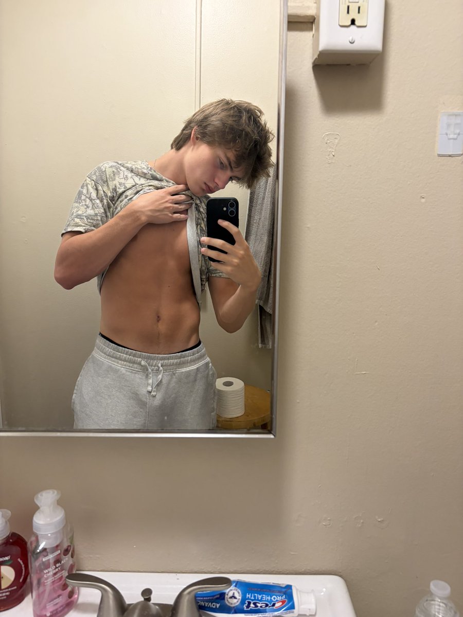 MasterSevv's tweet photo. Come give master what he deserves 💰 https://t.co/dPba39YAqu