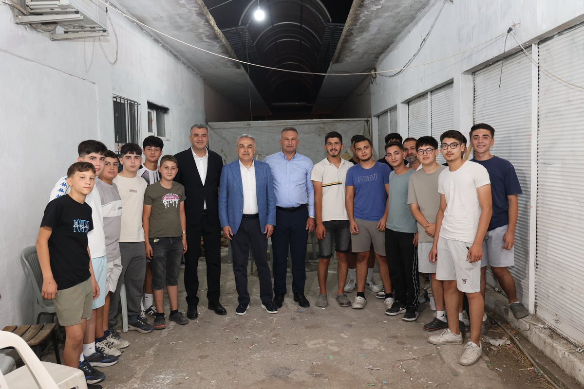 aydinmsavas's tweet photo. 📍 Karpuzlu

Karpuzlu Belediye Başkanımız Sayın Hilmi Dönmez ve İlçe Başkanımız Sayın Osman Cankara ile birlikte vatan borcunu ödemek üzere asker ocağına uğurlanacak gençlerimize hayırlı tezkereler diledik.

Ardından hemşehrilerimizle selamlaştık, hasbihal ettik. https://t.co/r12UEHrCYh