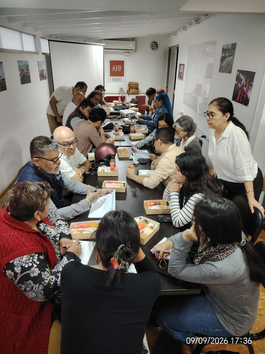 TS_RosasMLP's tweet photo. #RosasMujeresDeLucha #PAEDS #VIH #DerechosHumanos #ParticipaciónComunitaria #Incidencia #SaludSinDiscriminación #TrabajoSexualEsTrabajo https://t.co/5dDLkZc4Du