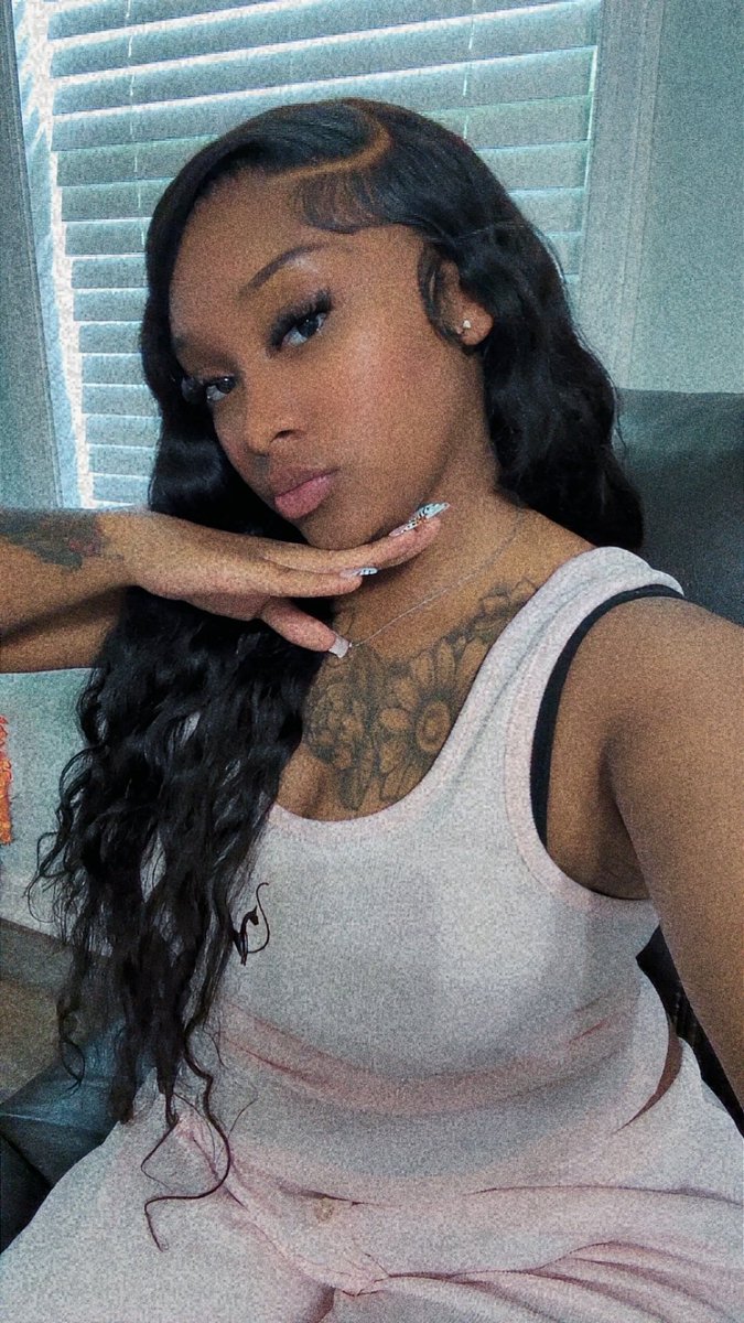 minnieabarbie's tweet photo. Face 🫖 https://t.co/4TBKjr4H6l