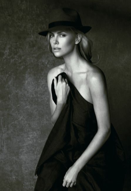 CharlizeThxmat's tweet photo. What do you think if  I'm your woman💗💗😻😻😻😘😘🥰❤️💞🌹💖😊💝😚 https://t.co/UjHR2Ns8e6