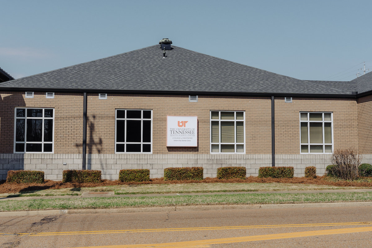 uthsc's tweet photo. Tennessee could be short more than 800 dentists within a decade. Our College of Dentistry is expanding access with a statewide network of clinics, an initiative sparked by Union City businessman Bill Latimer's gift back in 2012.

Read more:  https://t.co/Cfsfn9tK9P

#uthsc https://t.co/8JjvAJOTml