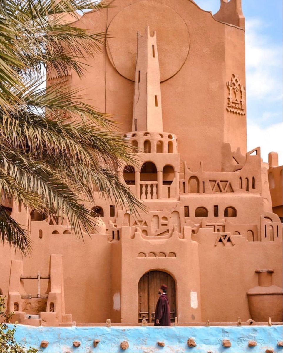 aseelswaid9's tweet photo. The beauty of Algerian clay architecture https://t.co/sN1R5fItQa