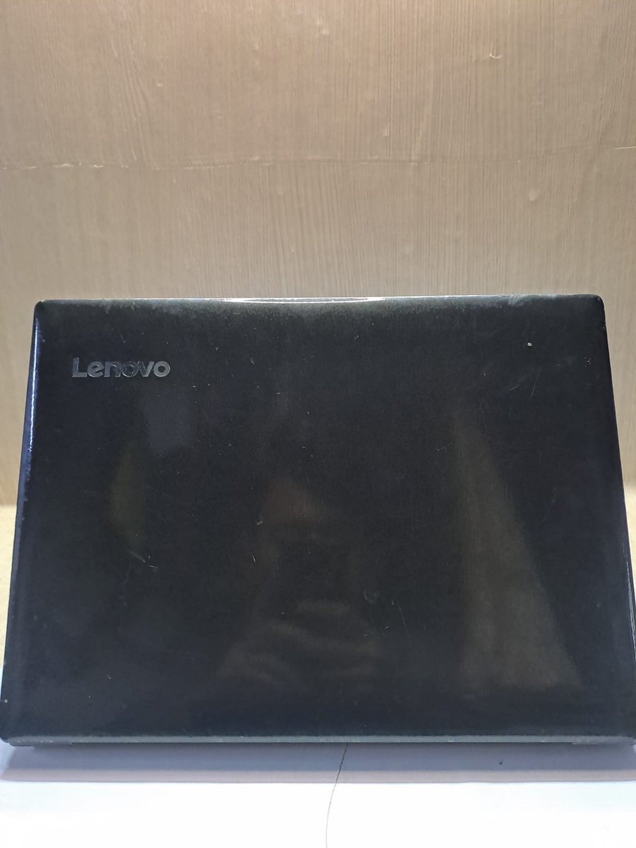 NurRohmandfcg's tweet photo. Hai temen² x aku mau jual laptop Lenovo 330 inten n4000
Ram 8 gb
Ssd 256 gb
Barang masih oke banget
Kelengkapan 
Tas,carger,mous,dan mous pad
Yang minat bisa berkabar ya https://t.co/GjxLMGbcm6