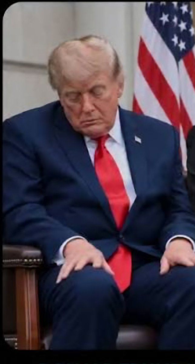 BelinaRussell's tweet photo. @JoJoFromJerz Trump at the 9/11 memorial at the Pentagon...but sleepy Joe rigt??? https://t.co/MY92vdqru4