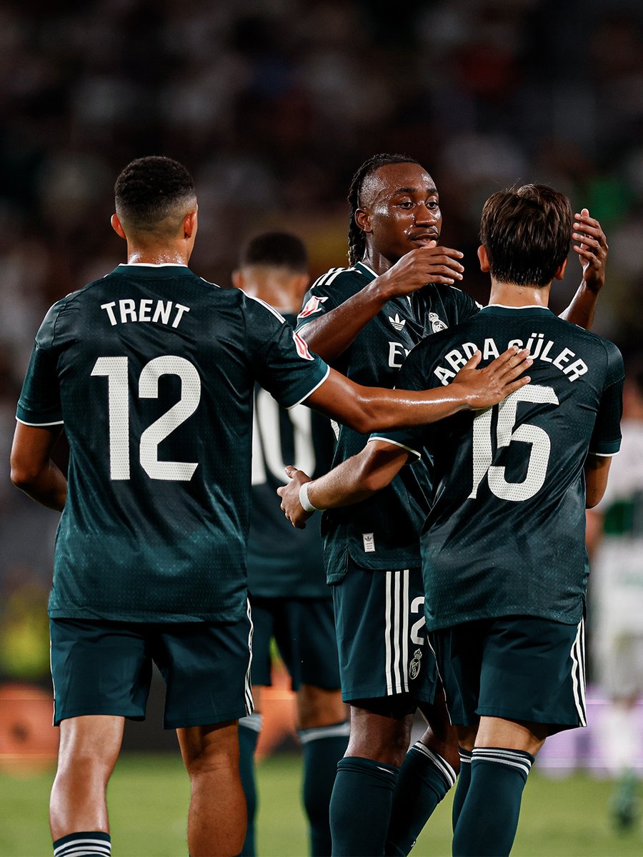 realmadrid's tweet photo. ➕3️⃣ https://t.co/bgwxmkiEnN