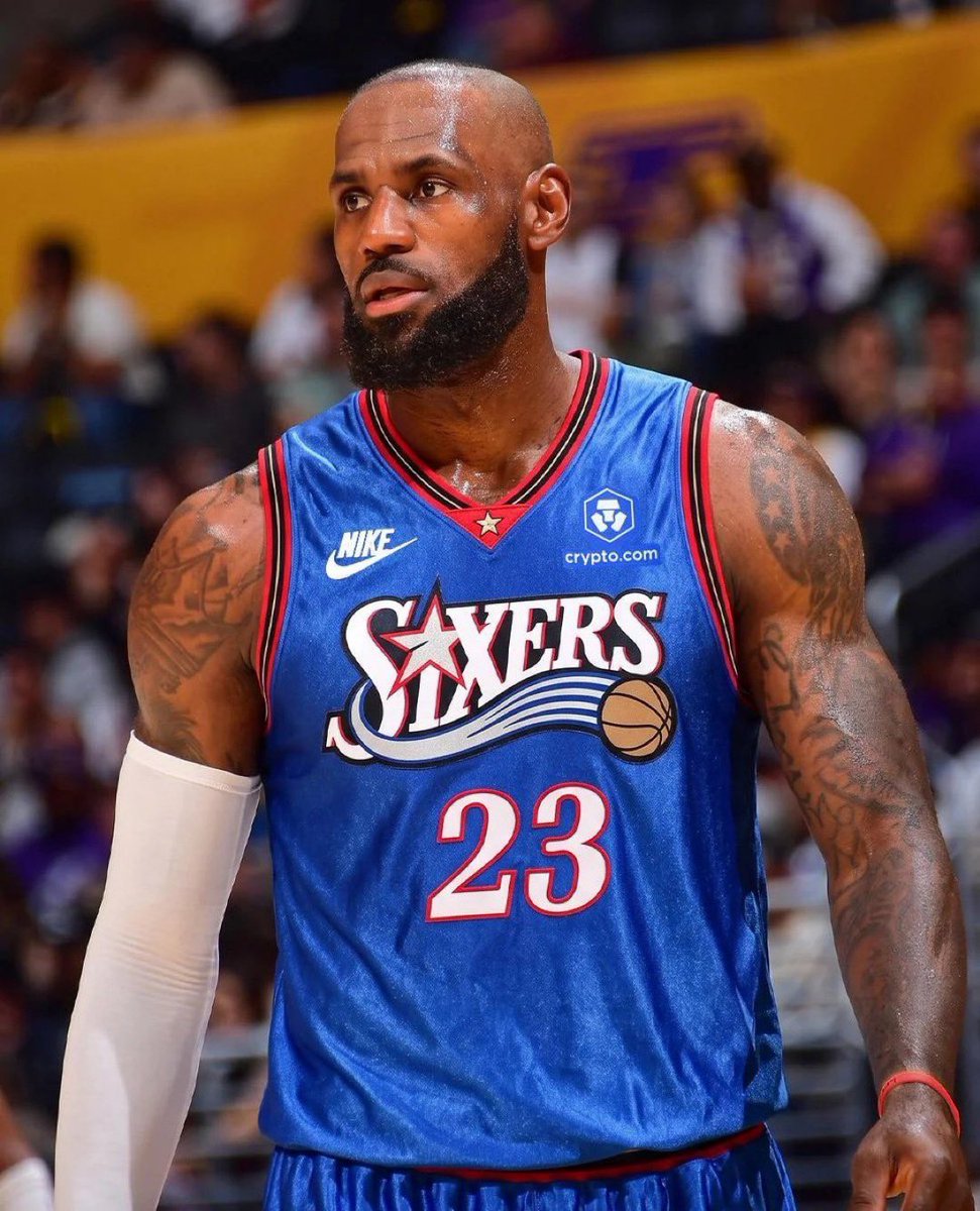 WITNESSKJ's tweet photo. As a LeBron fan, what’s are you most excited about when it comes to next season? https://t.co/8VF9BRmx9e