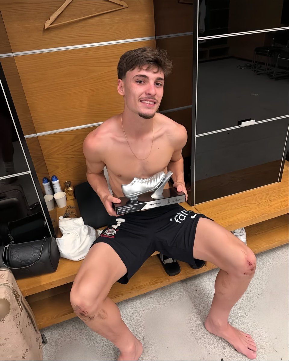 instintovivaz's tweet photo. Hero of the match, 20/08. https://t.co/kDRyFTbKGB