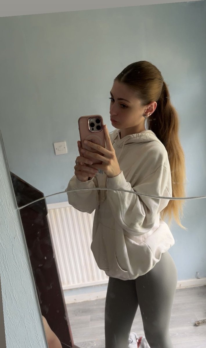 sluttcollector's tweet photo. Slut #4
Cuck leaked his hot pregnant slut

Dm me if you want your sluts exposed https://t.co/xciJLCeFcV