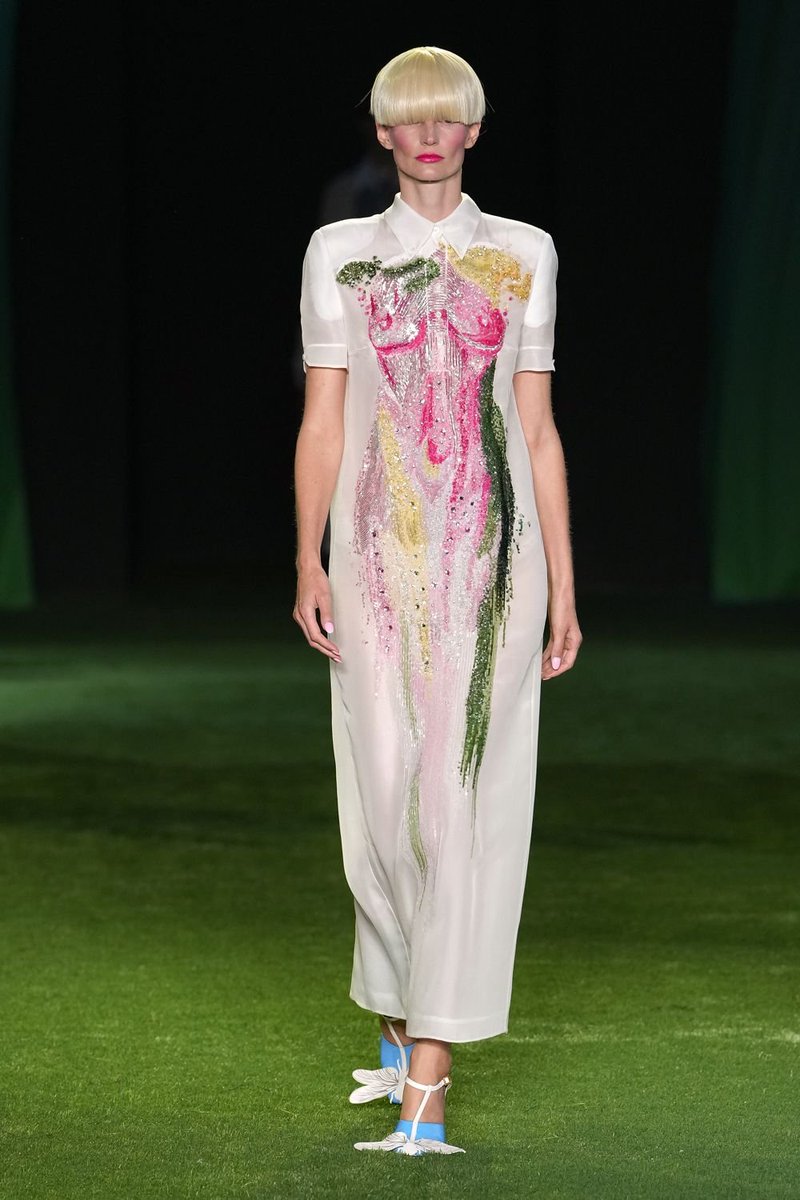 itgirlbackup's tweet photo. Thom Browne ss27 https://t.co/xysJEXBipq